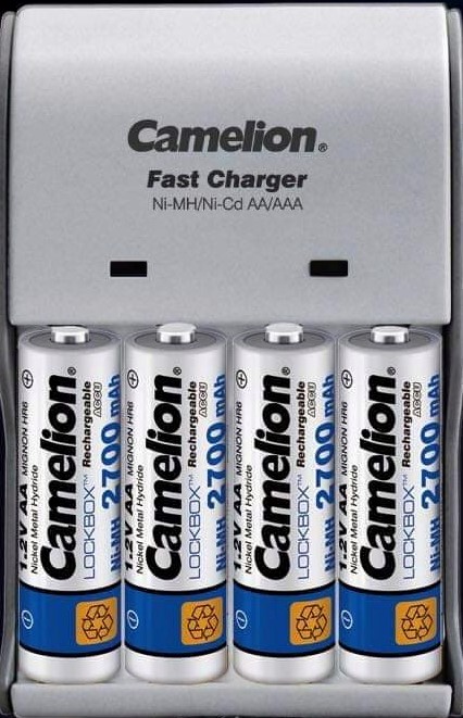 Camelion 2700mAh Battery + Charger